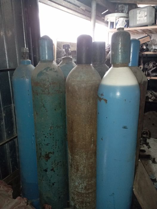 Кисневі   балони