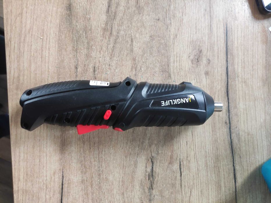 Wkrętak elektryczny