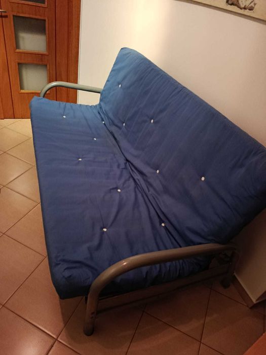Sofá cama três lugares