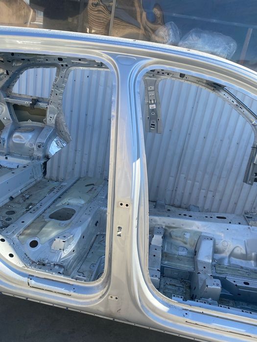 Кузов Четверть Права Ланжерон Ауді Кю7 4М Audi Q7 4Л Розборка