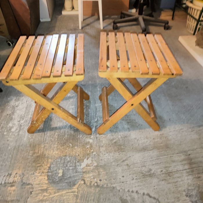 Taboret drewniany składany