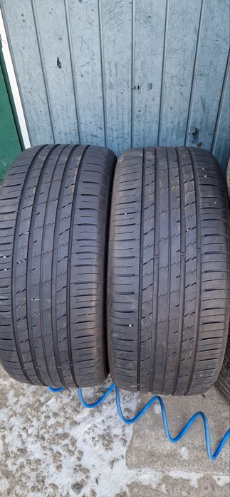 Продам гуму 285-45-21 літо 2 шт.