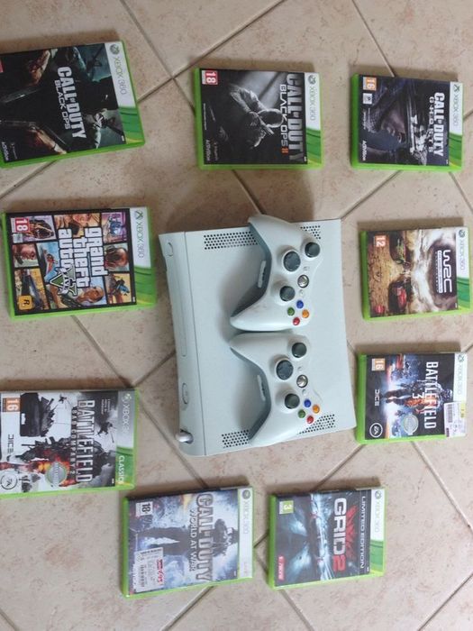 Продам приставку xbox 360