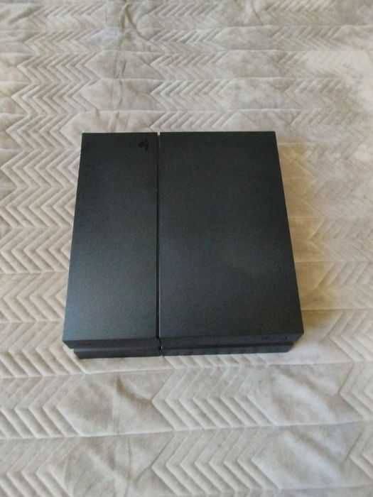 БЕЗ ПРИЧИН НЕ ПИШІТЬ ТІЛЬКИ ПО ДІЛУ.Ігрова приставка Sony PlayStation 4 Fat 500GB + Ігри