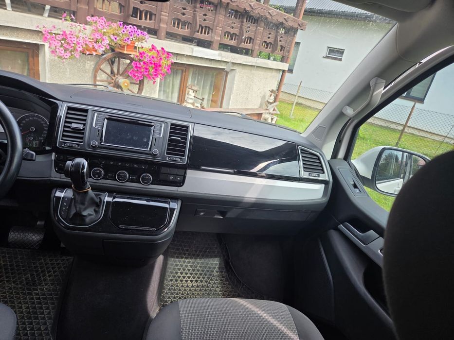 бус Volkswagen t6 2.0 tdi
