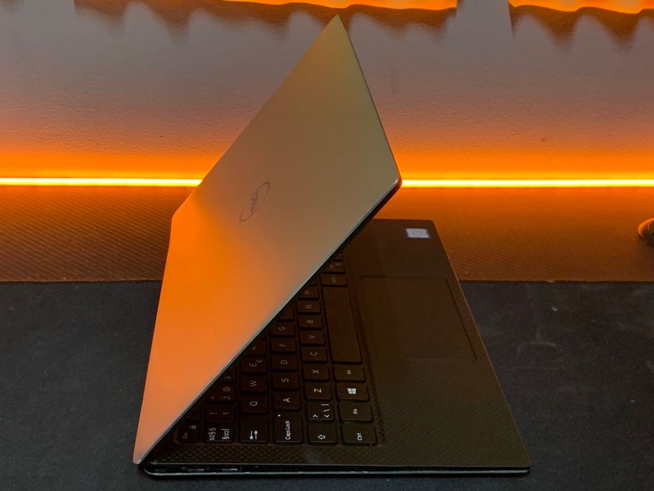Ноутбук Dell XPS i7 8th p82g