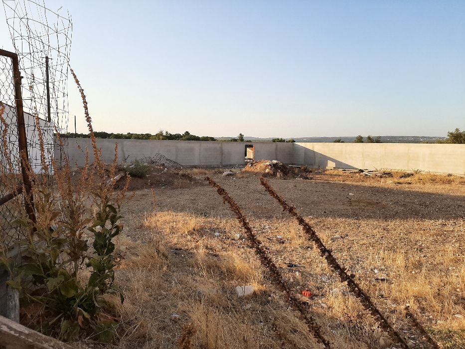 Vende-se Parcela de Terreno com 629,36 m2 em Pego - Abrantes