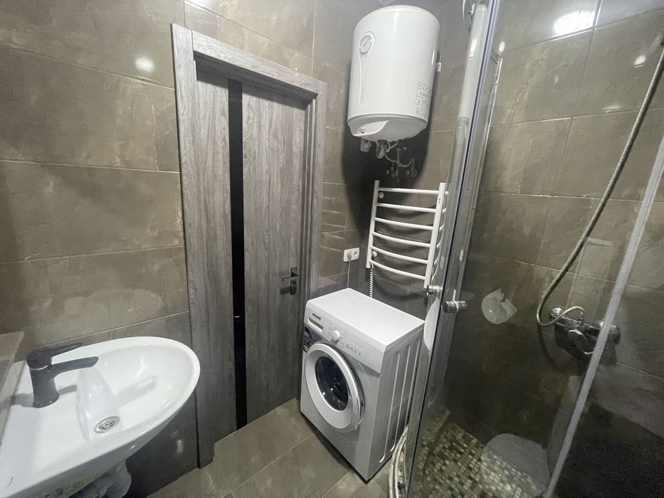Ревуцького 40В, метро Харківська 300 метрів