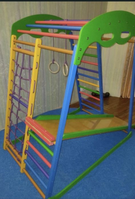 детский спортивный комплекс с горкой