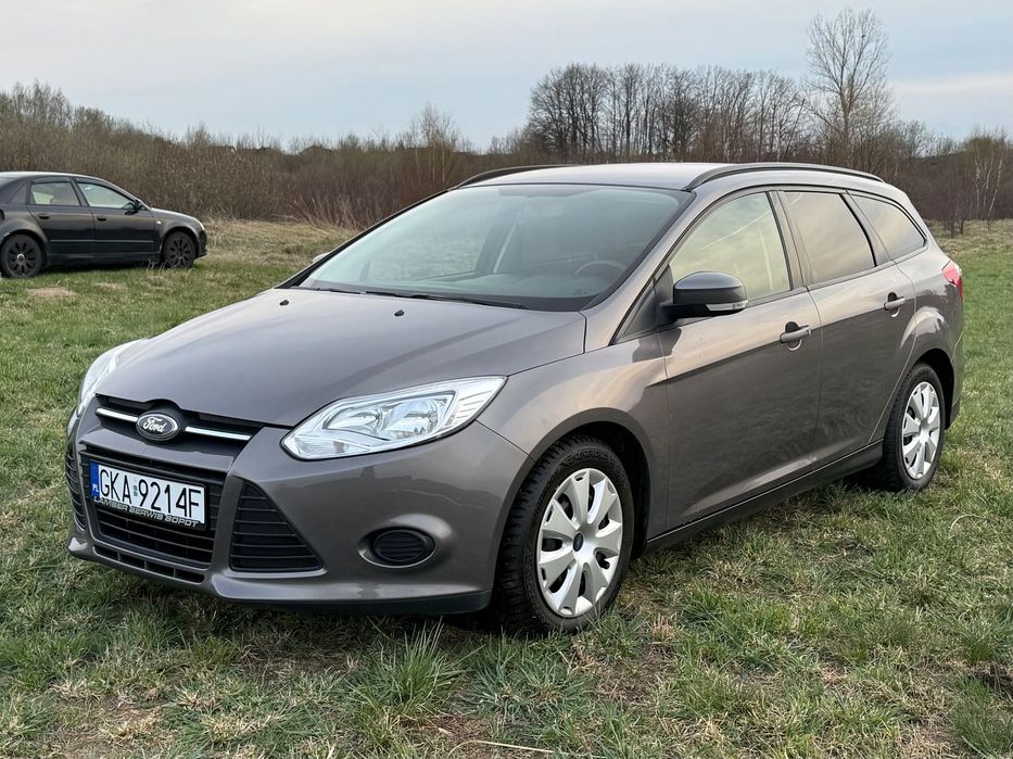 Ford Focus III 2013 1.0 Ecoboost 125KM Climatronic 2-strefowy Grzane fotele Hak