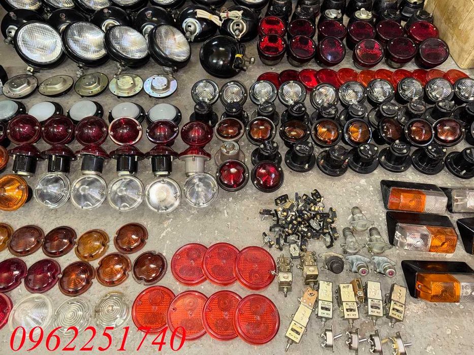 Фари, фонарі, габарити, перемикачі Газ 51, Газ 52, Газ 69, МТЗ, ЮМЗ