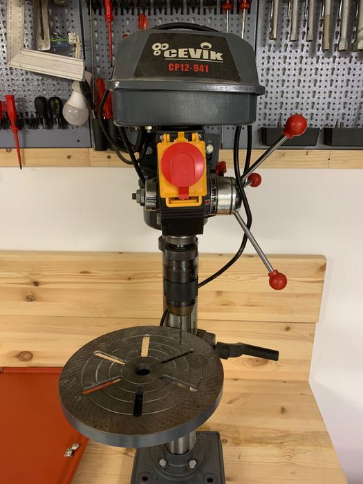 Furadeira de bancada cevik 12-941