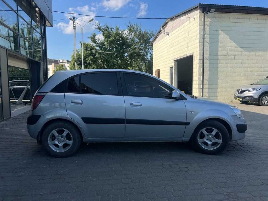 Kia Rio      2009