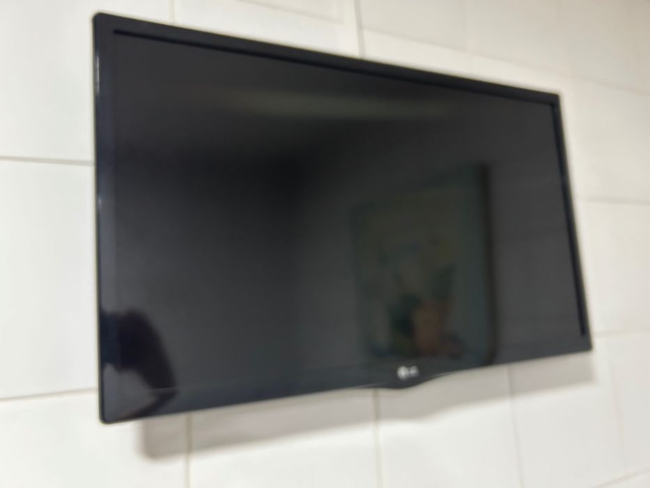 Vendo televisão LG