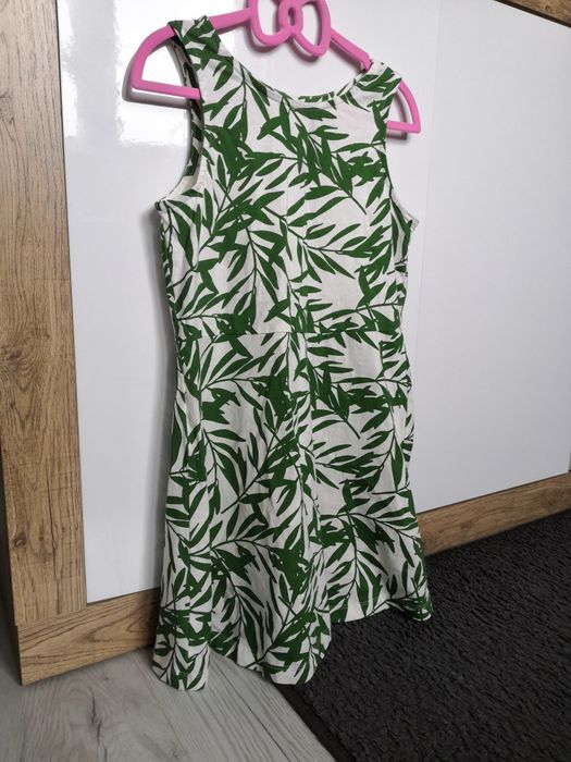 Pepperts rozkloszowana elastyczna sukienka zielony wzór.