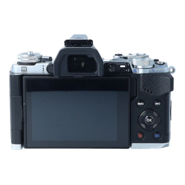Olympus OM-D E-M5 Mark II body srebrny Cyfrowe.pl Poznań