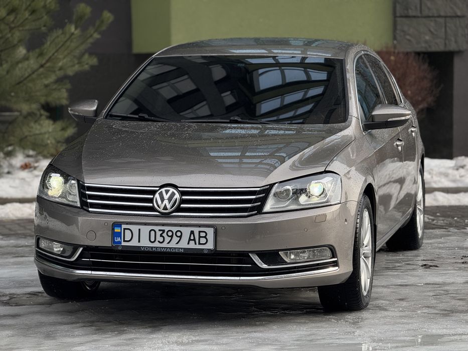 Volkswagen Passat B7 2011 — на максимальній комплектації