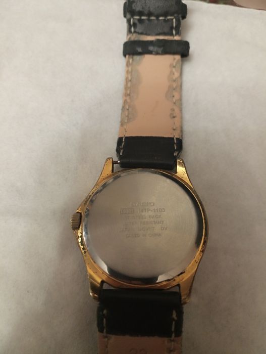 Кварцевые часы casio, японский механизм