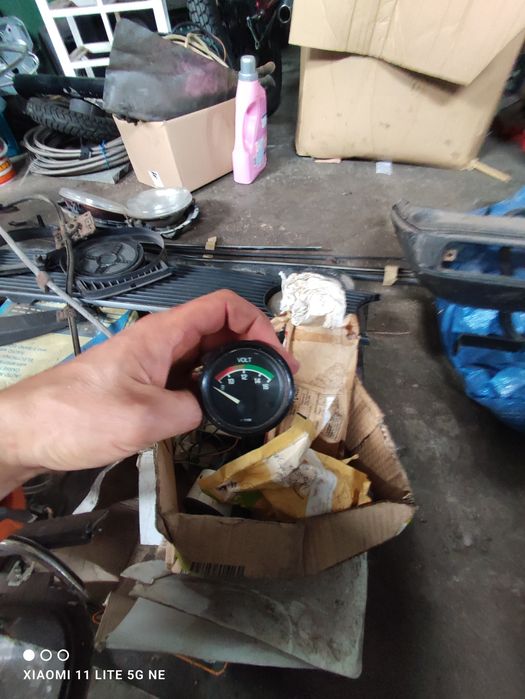 Vário material VW Golf MKI