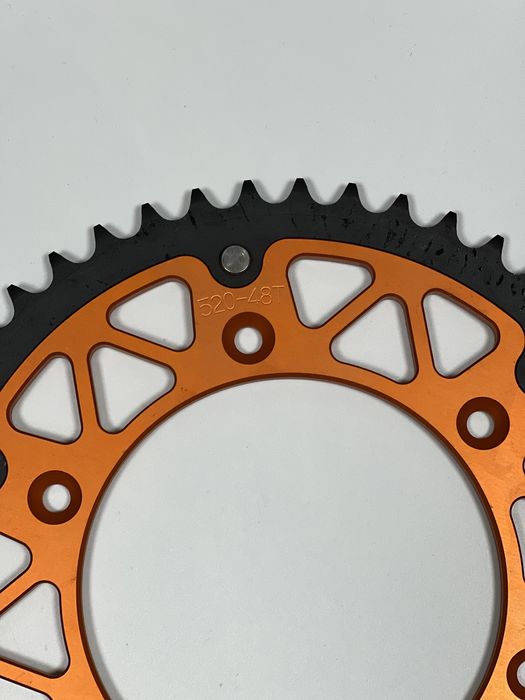 Зірка задня полегшена 48 зубів,помаранчева
