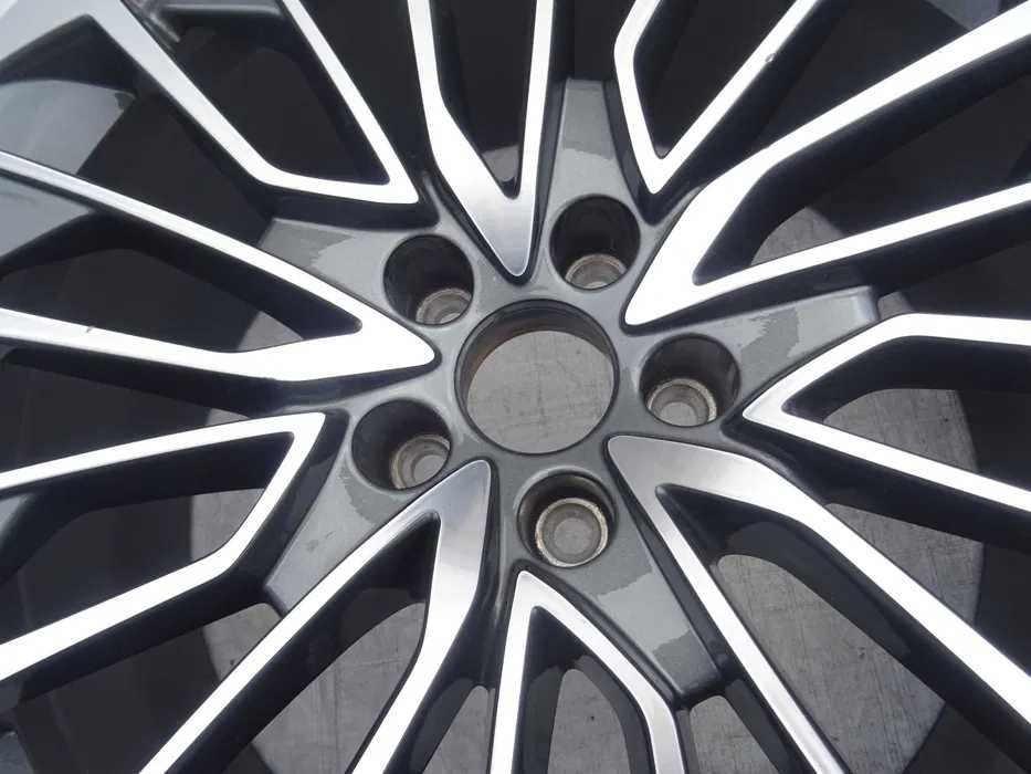 felga aluminiowa audi a7 c8 ii 2 4k8 s-line 19 " 4k8,601,025,t