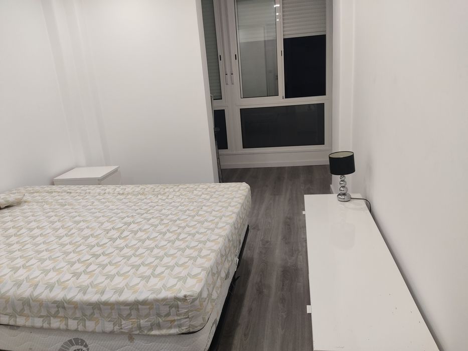 Quarto para alugar em Benfica