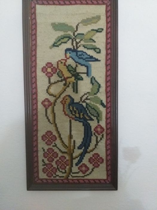 Quardo de ponto de Arraiolos / comprimento 27 cm  largura  12,5cm