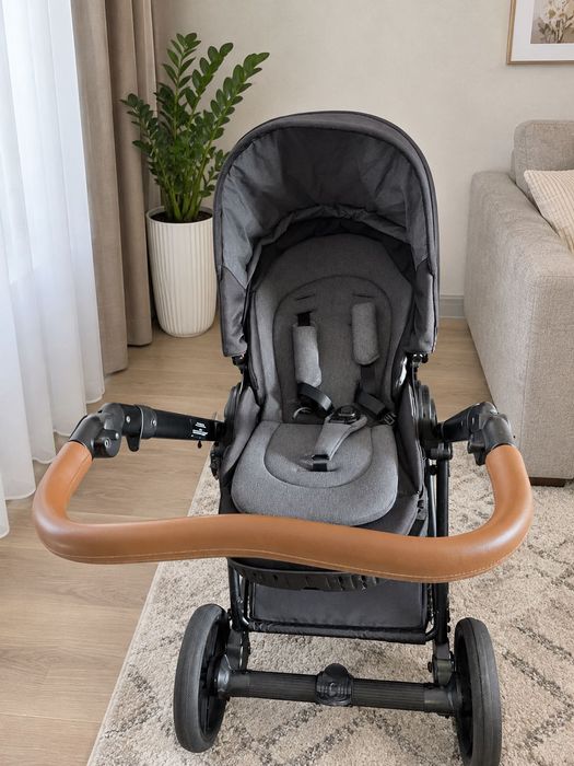 Коляска Roan ivi 2.0