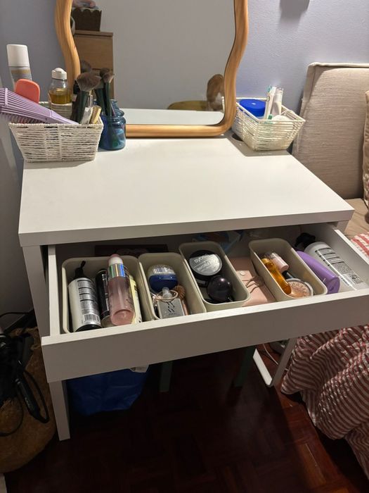 Secretária (/Tocador) - IKEA Micke