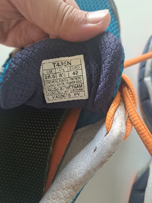 Buty do biegania asics 42