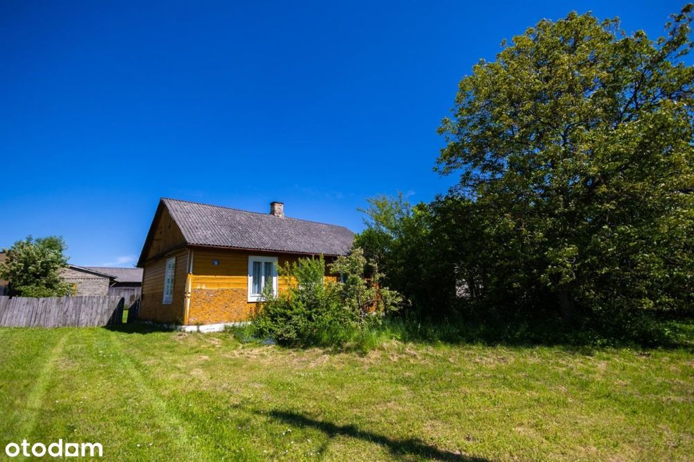 Urokliwe siedlisko z budynkami na działce 61 ar