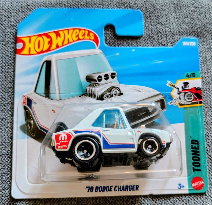 hot wheels 70 dodge charger