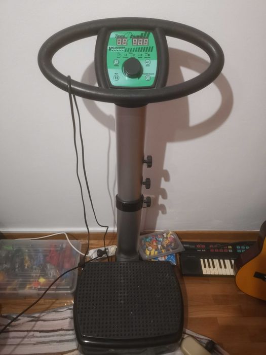 Slightly Used Vibrating Platform64740955779971120