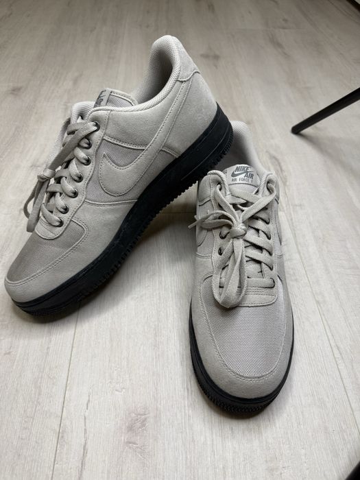 Кросівки чоловічі  NIKE AIR FORCE 1 07 GREY HQ3822-001