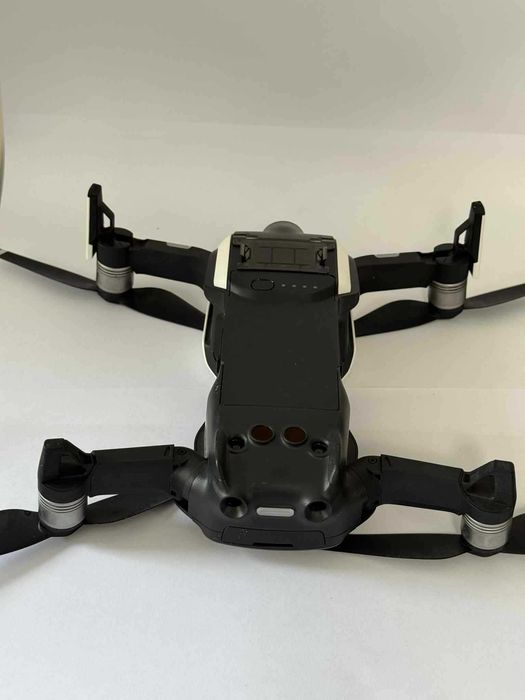Drone DJI Mavic Air com caixa original e acessórios