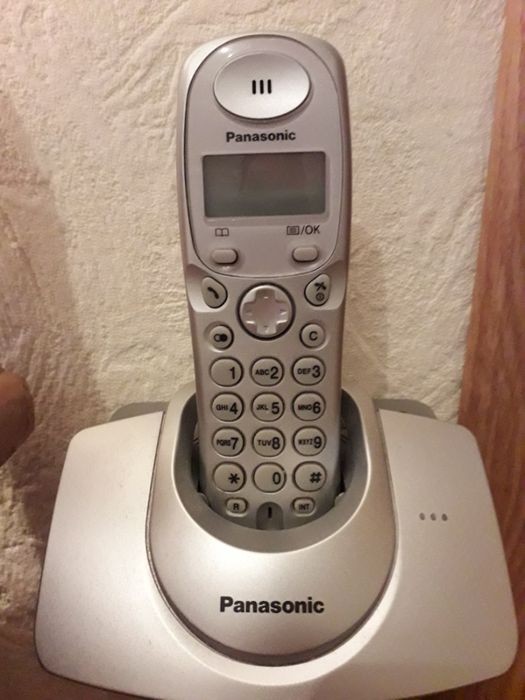 телефон Panasonic KX-TGA110UA
