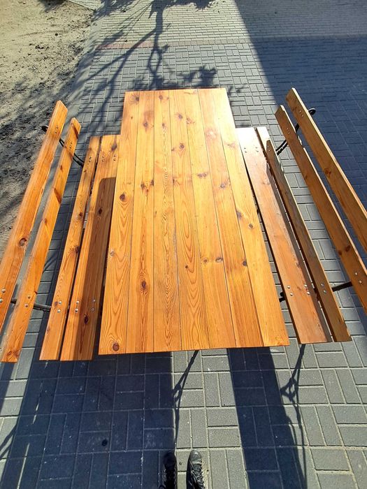 Zestaw ogrodowy drewniano-stelazowy