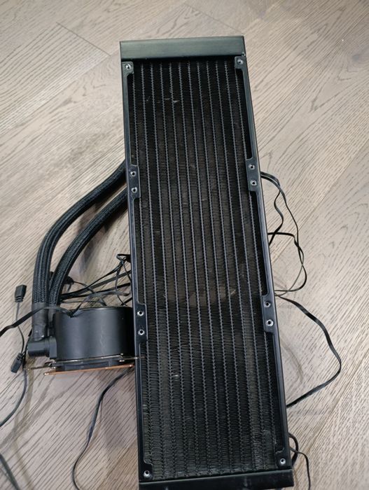 Водяне охолодження Cooler Master 360mm ARGB