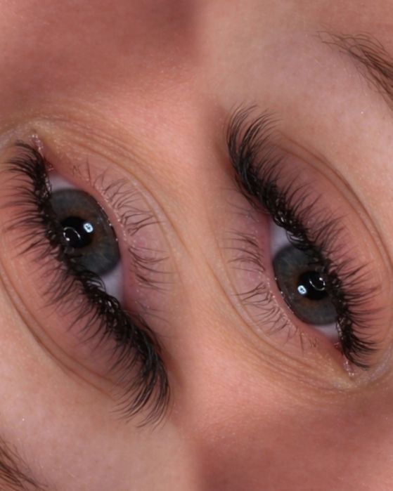 Нарощування вій | Об’єм, класика | Доступні ціни