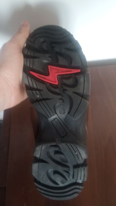 Чоловіче взуття.Розмір 43.