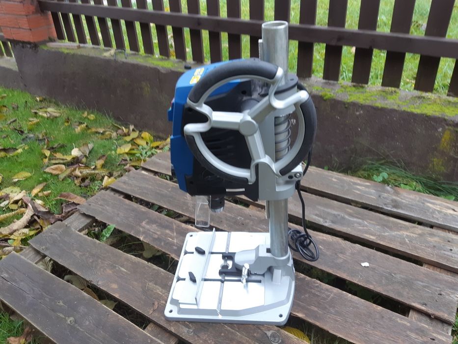 Wiertarka Stołowa Scheppach DP40 710 Watt 2-biegi Laser Lampka LED