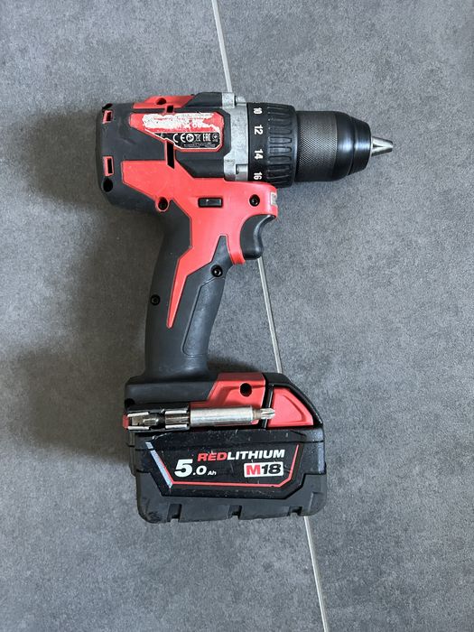 Безщітковий Акум. Шуруповерт Milwaukee M18 CBLDD