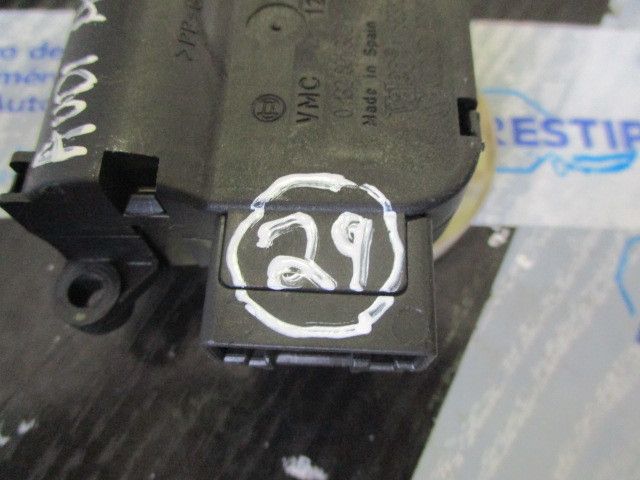 Motor da comporta da sofagem AUDI A4 (8EC, B7)