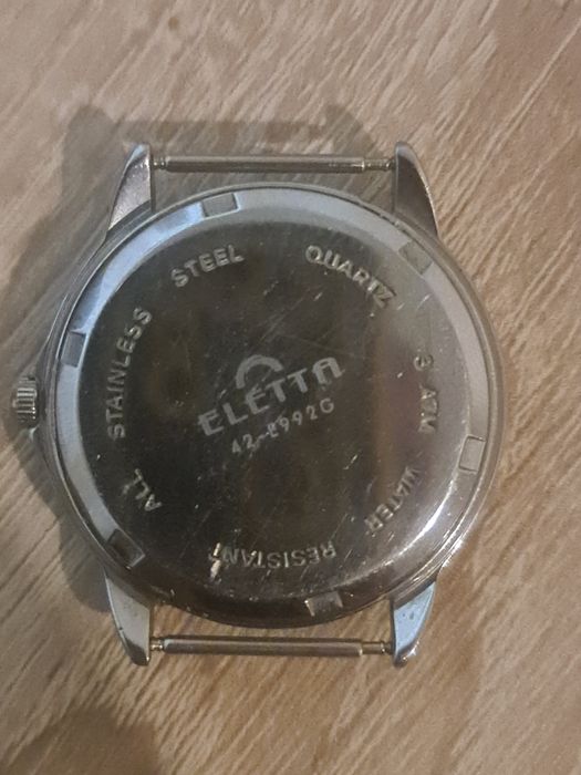 Vendo Relógio Eletta e isqueiro marca Ronson