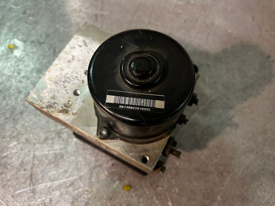 ABS MERCEDES C220CDI C270CDI W203  A0044315412 A2095451432