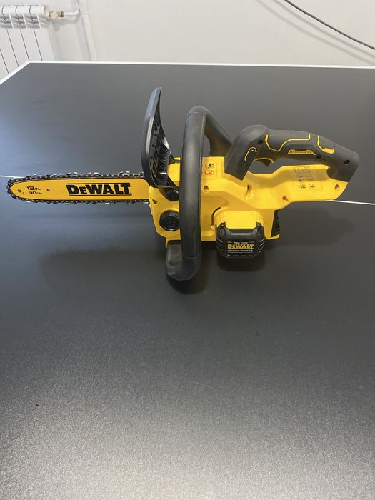 Piła łańcuchowa 30cm, 18V XR DeWalt DCMCS565N