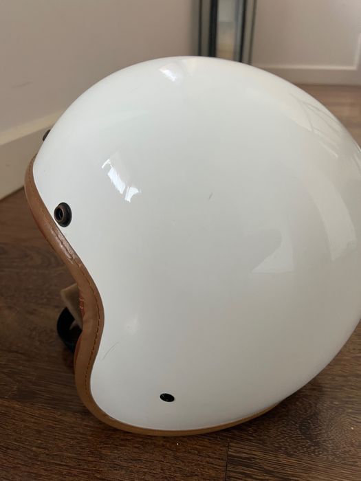 Motorcycle helmet