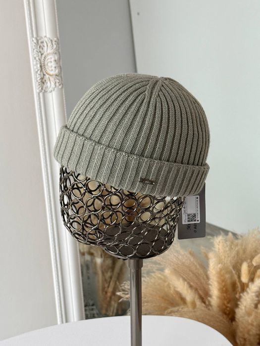 Шапка біні,докер