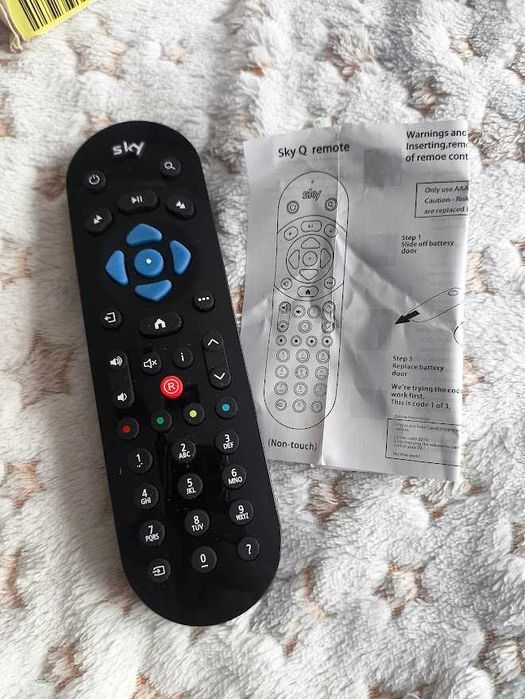 SKY Q Pilot do dekoder Czarny