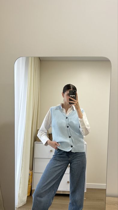 Вʼязана жилетка  Zara